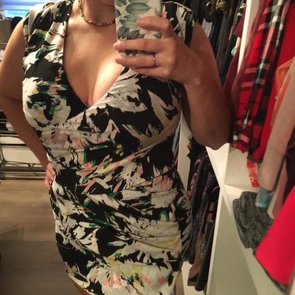 EUC Marciano dress - Picture 5 of 5